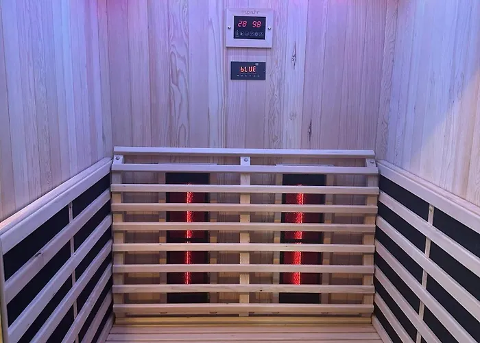 Sweet In Quiet Part Of Lägenhet *