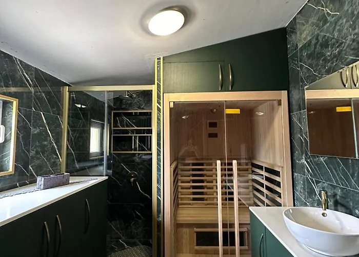 Sweet In Quiet Part Of Lägenhet Split